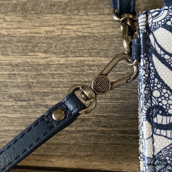 Sakroots Olympic Smartphone Crossbody/Wristlet/Wallet - Navy Spirit Desert - Picture 4 of 16